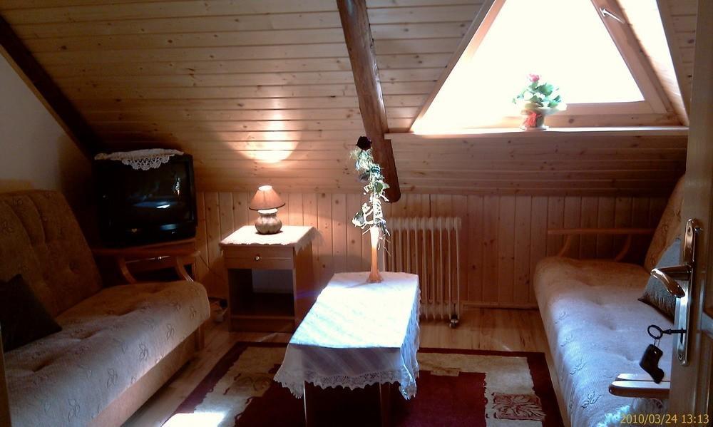 Goralska Czarcia Chata Pod Jalowcem Stryszawa Bagian luar foto