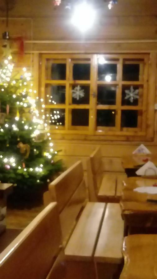 Goralska Czarcia Chata Pod Jalowcem Stryszawa Bagian luar foto